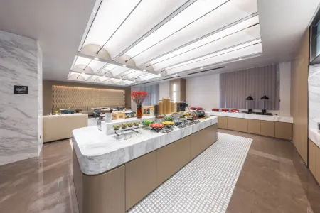 Kunming Agricultural University Atour Hotel on Xiaokang Avenue Отели рядом с достопримечательностью «Junfacheng Wen Yi Duo Park»