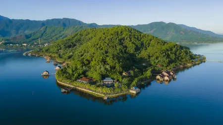 Vedana Lagoon Resort & Spa
