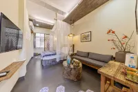 Jianshui ancient city second flower inn