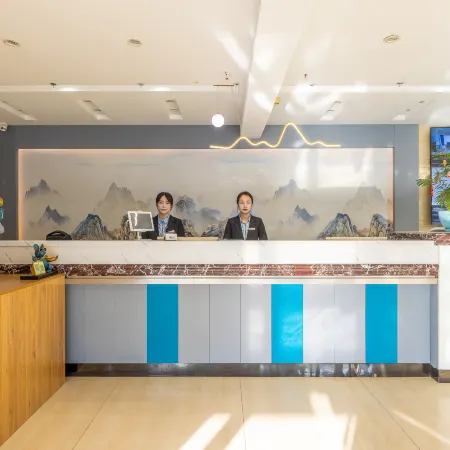 Hunyi Boutique Hotel (Lanzhou Railway Station Hongxingxiang Subway Station)