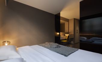 Nome Hotel