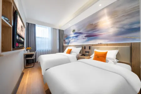 Jitai Zhenxuan Hotel (Shanghai Train Station North Square)