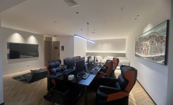 Pingjiang Yiming E-Sports Hotel