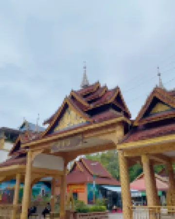 Gaiya Yixuan Bieyuan (Xishuangbanna Jinghongxuan Big Buddha Temple) Hotels near Xishuangbanna Mengle Cultural Tourism Area