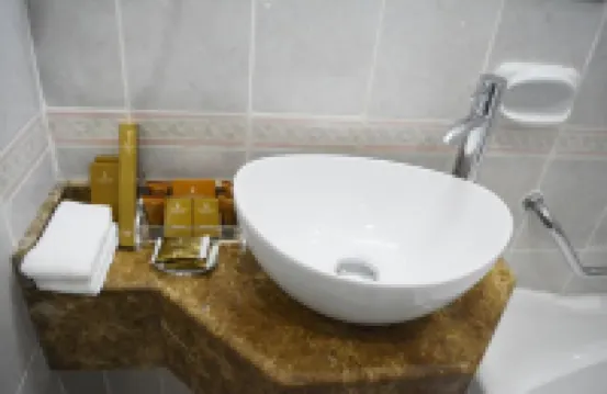 Landmark Plaza Hotel