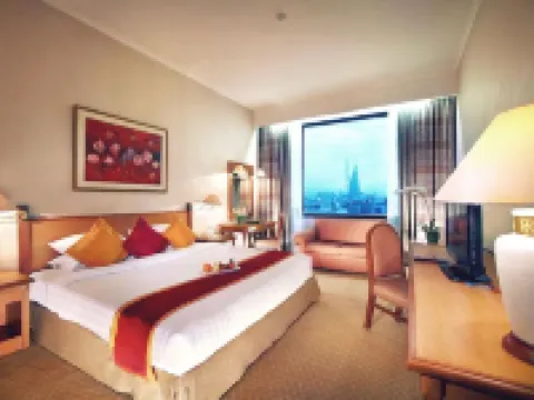 Menara Peninsula Hotel Hotels near Museum of Textile