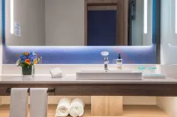 Holiday Inn Express SHENZHEN FUTIAN CENTER by IHG Hotel berhampiran Xinghe Coco Park