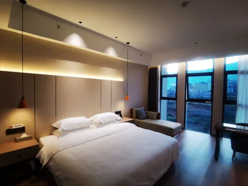 Xinderui Hotel Hotels in Dechang