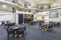 Ramada By Wyndham Diplomat Canberra - breakfast