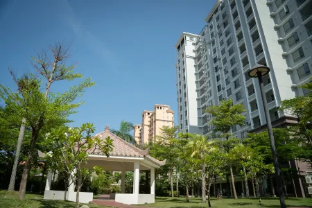 The Q Hotel & Suite Vientiane