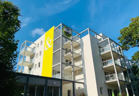 B&B Hotel Brest Port du Moulin Blanc Отели в г. Ландевеннек