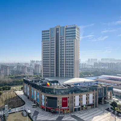 Homeinn Ripple Yun Hotel (Shanghai Youyi West Road Subway Station) Hotels near Yuepu Park