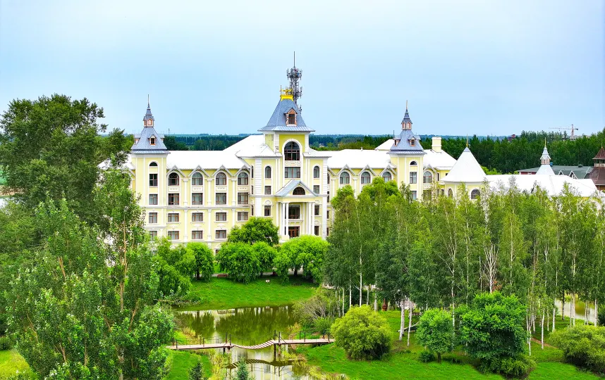 Harbin Volga Manor Baihua Island Resort Hotel