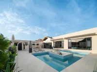 Tekes Guizhu Homestay - piscine