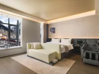Zuogong Yunshui Intercontinental Future Hotel Hotels in Zogang County