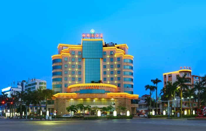 Red Forest Hotel Hepu