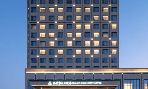 Grand Skylight Hotel Huangmei