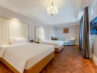 Mehood Hotel (Hohhot Gulou Jiangjun Yashu) Hotels near General's Office Museum