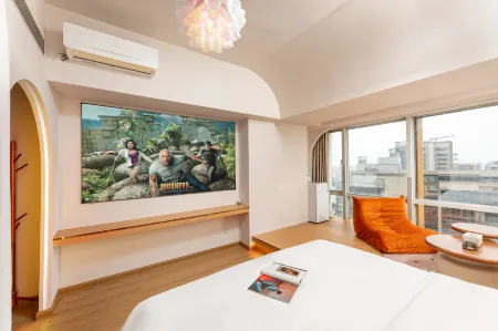 Jinyuan Projection Apartment (Beijing Road Pedestrian Street Store)
