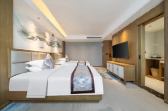 Jialong Hotel (Jinyun Huzhen)