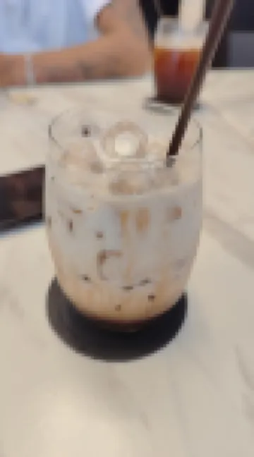 ALVILLA - 劉輝煥大廈