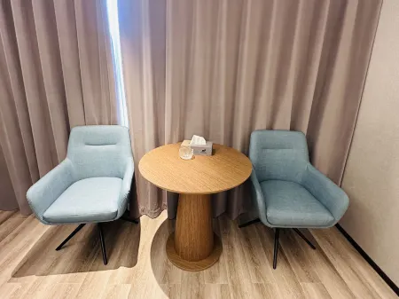 WuXiang International Hotel Отели рядом с достопримечательностью «Nanning Qingxiu Library»