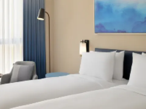 Mercure Dubai Deira Hotels near Palm Deira