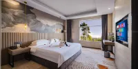 Minfeng International Hotel - Fisherman's Song Night Photo Family Suite