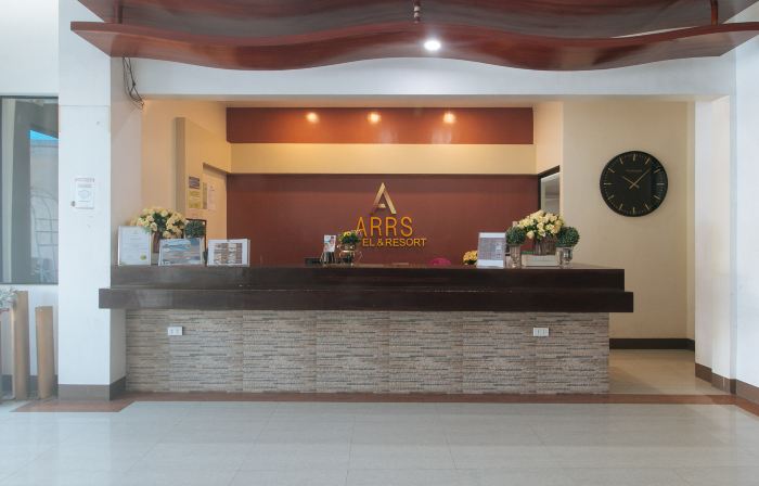 RedDoorz @ Arrs Hotel & Resort
