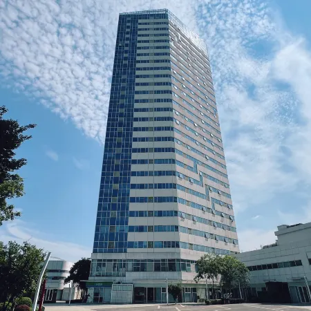 Yibai International Hotel (Nanchang West Station National Sports Center Branch)