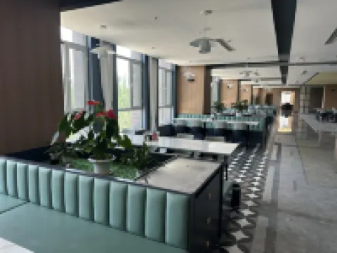 Tongxin Business Homestay
