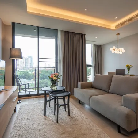 Walton Suites Sukhumvit Отели рядом с достопримечательностью «Ваттана»