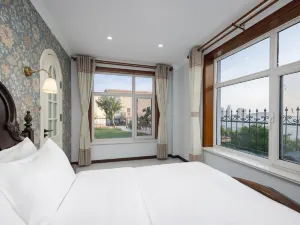 Floral Hotel · Weihai Haixinju Hotel (Weihai International Beach Store)