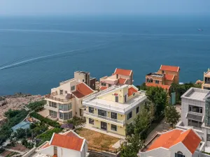 Floral Hotel · Weihai Haixinju Hotel (Weihai International Beach Store)