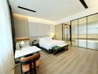 Holiday Villa Hotel & Suites, Weihai, Shandong, P.R.C