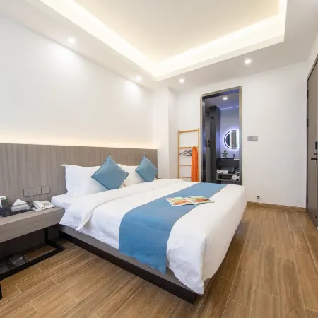 Bird's Nest Art Homestay (Beihai Old Street Beibu Gulf Plaza)