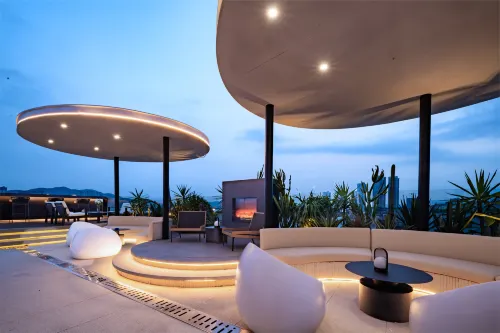 Xiamen Mountain · and Sea View Hotel