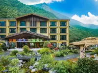 Lixian Bipeng·Shiguang Hot Spring Hotel Hotéis em Condado de Li