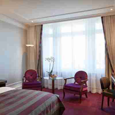 Hotel Schweizerhof Zürich Rooms