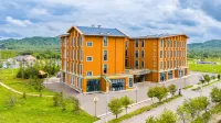 Changbaishan Wanda Yue Loft Hot Spring Hotel Hotels in Fusong