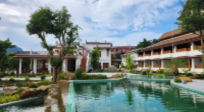 Phubarn VimarnVangvieng Resort