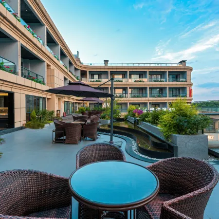 YISHAN HUIXIANG HOTEL