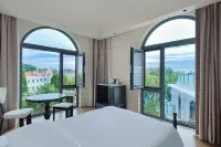 Delin Ritz hotel