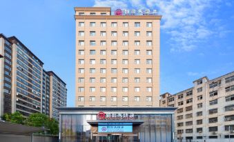 Guoyun Hotel (Dengzhou Renmin Road Bureau of Commerce)