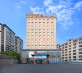 Guoyun Hotel (Dengzhou Renmin Road Bureau of Commerce) Hotels in Dengzhou