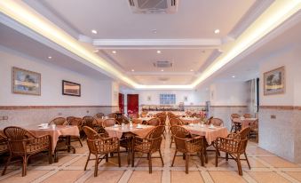 Vienna Hotel (Dongguan Machong Huayang Lake)