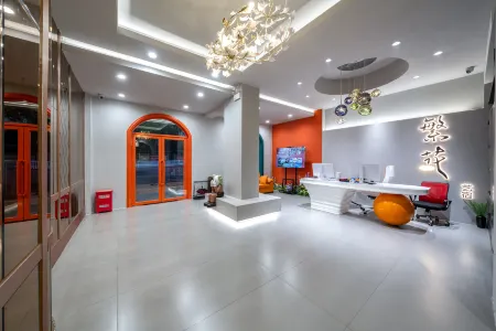Fanhua Yisu Apartment (Chaoyang Square Sanjie Liangxiang Branch)