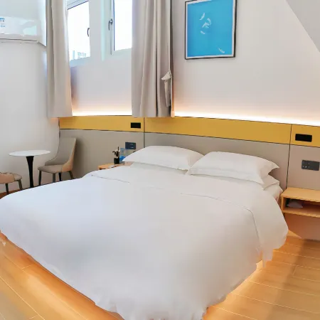 Platinum Hotel