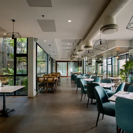 The Henry Hotel Roost Bacolod
