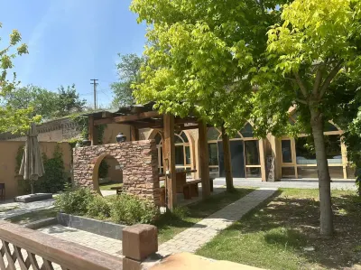 Yan'an Zhaoyuan Yunqi Homestay